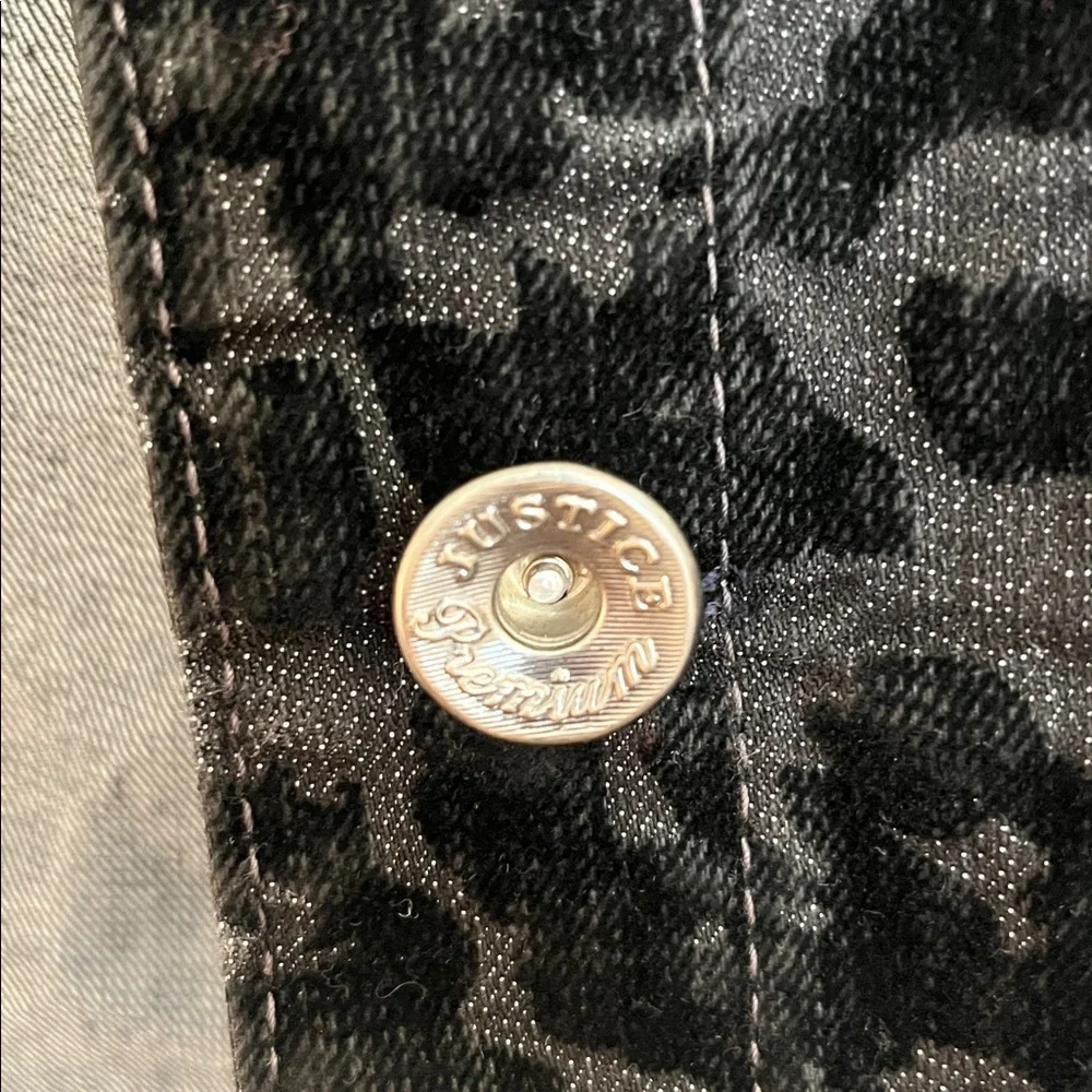 Justice Premium Leopard Jean Jacket - Picture 4 of 8